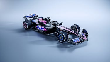 Presentación del coche de Fórmula Uno BWT Alpine Racing A524 durante la presentación de la temporada 2024 del equipo Alpine, en Enstone, en el centro de Inglaterra.