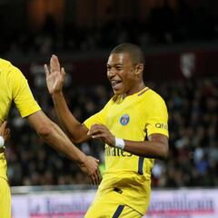 Mbappé habló con Neymar tras la polémica entrada de Cavani: "Le envié el vídeo y se rió"