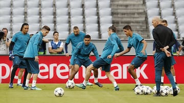 Los mimos del presidente a Benzema