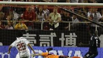 <b>LA MEJOR PARADA. </b>Es la que le hizo a Perotti en el Sevilla-Madrid.