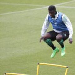 N'Diaye: "Vieira es un ejemplo y Yaya Touré, mi ídolo en fútbol"