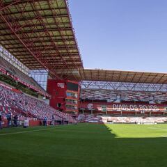 Estadios sólo podrán tener 300 personas como máximo en partidos