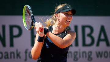 Badosa pisa el acelerador con un triunfo exprés ante Kovinic