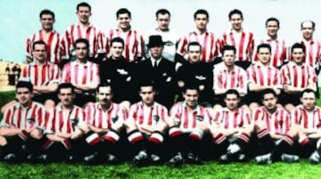 1940/41 Estos jugadores, con su técnico al frente, consiguieron renovar el título de campeones logrado en 1940