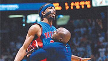 <B>DETROIT FUERZA EL SÉPTIMO</B>. Los Pistons salvaron la emporada con una victoria a domicilio frente a Nueva Jersey por 81-75.