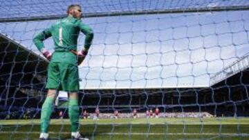 UN PILAR PARA EL UNITED. Con sus paradas, De Gea está siendo el mejor jugador de un irregular Manchester United. El portero es un pilar para los ‘red devils’.
