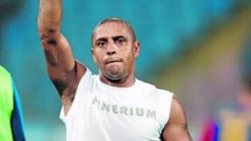 <b>TODO CERRADO. </b>Roberto Carlos deja Turquía y vuelve a Brasil.
