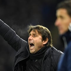 Conte, en la cuerda floja, carga contra sus jugadores