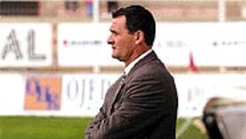 <b>EN CASA</b>. Casuco regresa a La Romareda.