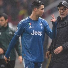 Sarri sustituyó a Cristiano: "Se enfadó porque no está bien"