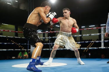 Lozano Júnior hace historia en su primer combate