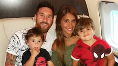 Lionel Messi con su mujer, Antonella Roccuzzo, y sus dos hijos Thiago y Mateo.