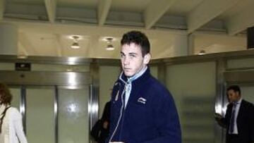 <b>A POR TODAS. </b>La expedición del Valencia, con Soldado a la cabeza, llegó en la noche de ayer a Sevilla.