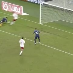 La doble parada del portero de fútbol sala de Dinamarca que en Eslovaquia no se creían