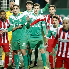 Un mes de contratiempos