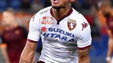 Josef Martínez, del Torino, celebra la anotación de un gol durante el partido ante el AS Roma.