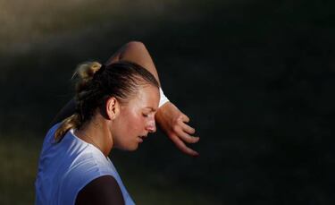 Murray, Nadal and Venus sail on but heartbreak for Kvitova