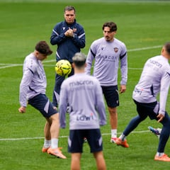 Castro: “Tenemos un proyecto de incorporar jóvenes con calidad”