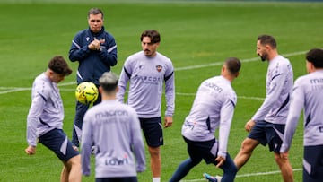 16/01/26
ENTRENAMIENTO DEL LEVANTE UD - LUIS CASTRO