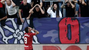 Un empate que no saca de pobres a Osasuna ni Sevilla