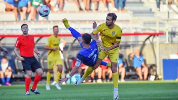 01/10/2023 FUTBOL PARTIDO LIGA HYPERMOTION AMOREBIETA CARTAGENA