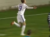 Impresionante el ansia de gol de Gudjohnsen en el 0-1 del Castilla: cómo no va a ser internacional...