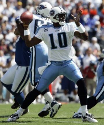 En 2007 fue el turno de Vince Young, quarterback de los Titans. Aunque sobrevivió a la maldición durante esa temporada, perdiendose solo un partido y haciendo unos números tan buenos como los del año anterior, durante los siguientes años sí que tuvo problemas con lesiones de larga duración, lo que acabó propiciando su salida del equipo tras la temporada 2010.