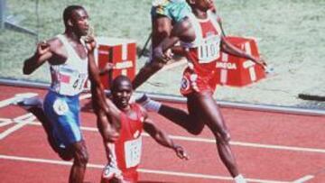 <b>FOTO MANCHADA.</b> La espectacular llegada de la final de 100 metros de Seúl 1988. Han sido condenados por dopaje el primero (Ben Johnson) y el tercero (Linford Christie).