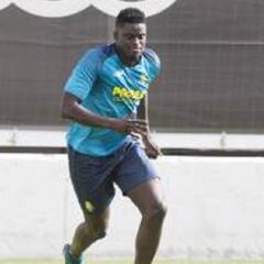 El Málaga atará a Pau Torres, negocia por N’Diaye y espera a Dani Pacheco
