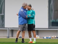 Cucho, con Pellegrini.