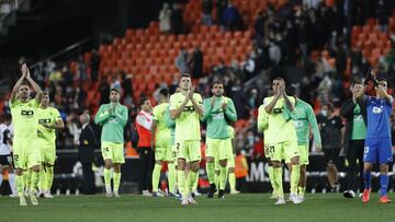 11/12/21 PARTIDO PRIMERA DIVSION JORNADA 17
VALENCIA CF - ELCHE CF
FIN DE PARTIDO SALUDO