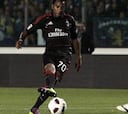 Robinho acerca al Milán al título liguero