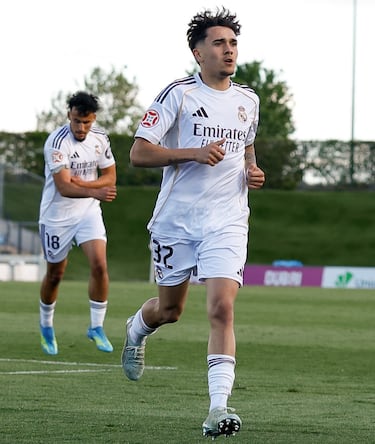 El Castilla se descuelga de la nube