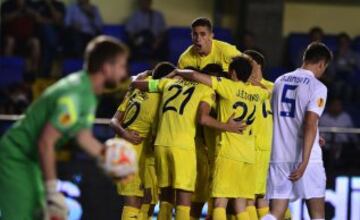 Celebraci¨®n del gol de Cani. 1-0.