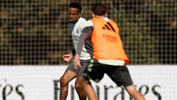 Militao estará contra el Villarreal