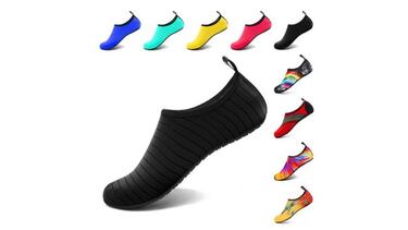 Elegimos los cinco escarpines más vendidos e ideales para playa, ríos o deportes acuáticos