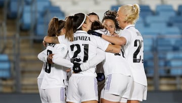 MADRID, 28/01/2023.- Las jugadoras del Real Madrid celebran uno de los goles, durante el partido de la 17 jornada de la Liga femenina que Real Madrid y Athletic de Bilbao disputan este sábado en el estadio Alfredo Di Stéfano, en Madrid. EFE/ Juanjo Martín
