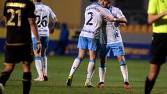 Gabilondo felicita a Dani Lorenzo tras su gol al Intercity.