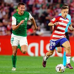 Pablo Tomeo: altura y despliegue físico para el centro del campo