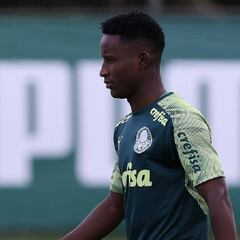 Iván Angulo dejaría Palmeiras y ficharía por Cruzeiro