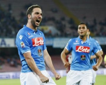 8. Gonzalo Higuaín (Napoli) suma 16 goles en la Serie A 