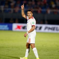 ¿Gol de Alexis o autogol? La versión definitiva del árbitro