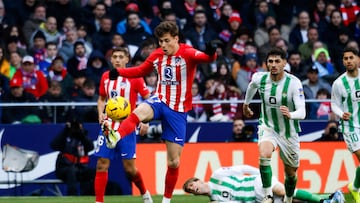 Riquelme, en el Atlético-Betis