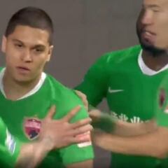 Golazo de Juanfer Quintero para empate del Shenzhen