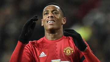 Scholes: Martial was 'in a sulk' about losing number nine shirt