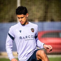 Raghouber se estrena en Buñol