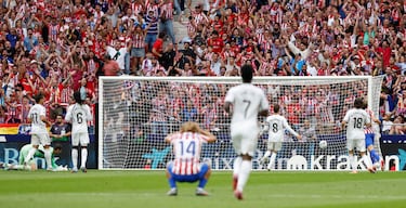 Griezmann marca el 5-2 para el Atlético de Madrid. 