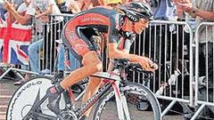 Cancellara vuela bajo