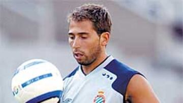 <b>LO QUIERE. </b>Lotina sabe que Tamudo es un referente y no pude permitirse el lujo de dejarlo escapar.