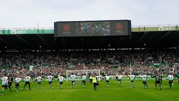 Así celebra El Sardinero su 14º ascenso